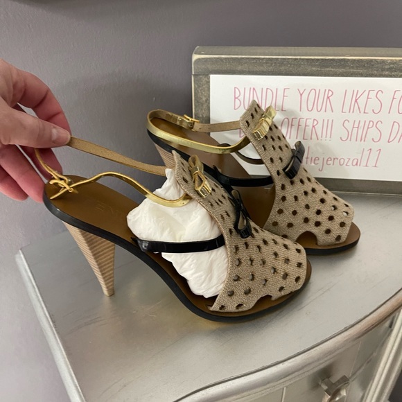 Fendi size 37.5 shoes - Picture 2 of 10